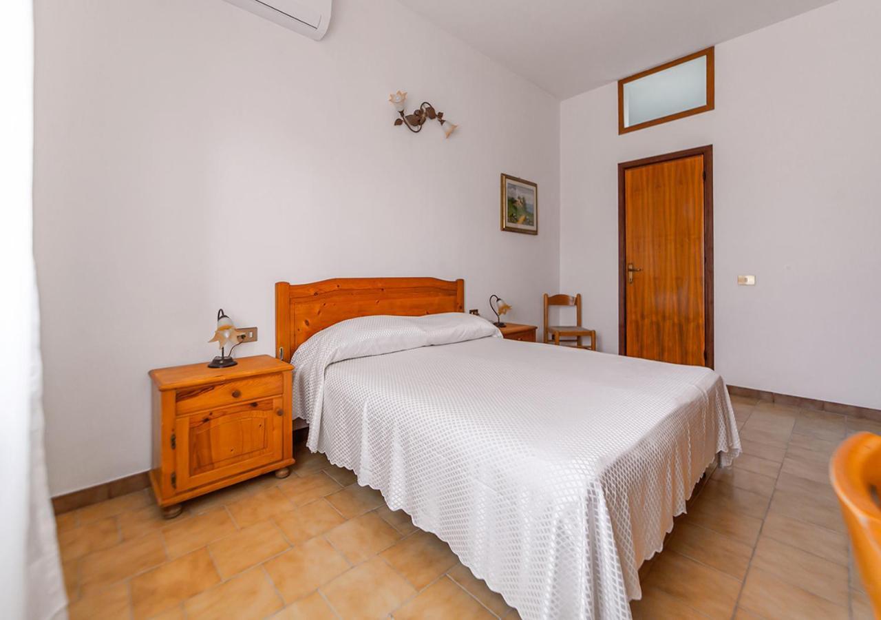 A Casa Di Gio - Murphy Holiday Home La Maddalena  Extérieur photo